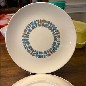 3 Vintage Temporama Dinner plates